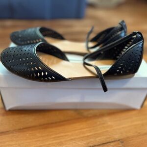 Steve Madden Black Flats